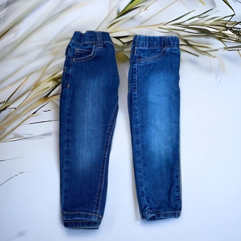 Girls Jean Bundle 2T Blue OshKosh Garanimals